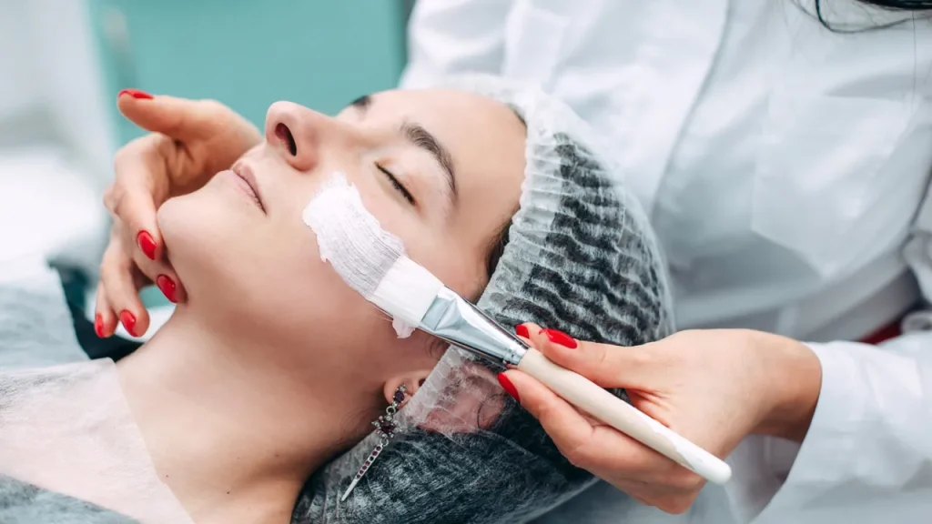 کربوکسی تراپی از شیوه های جوانسازی پوست