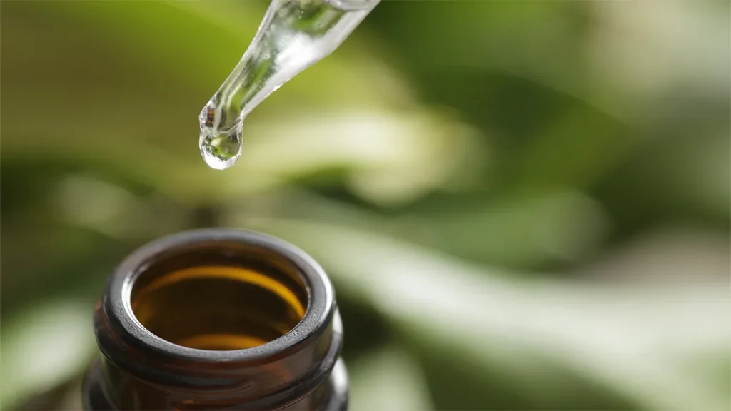 شواهد علمی برای فواید روغن درخت چای